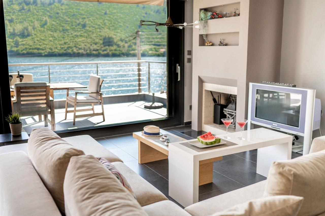 Anassa Porto Koufo Sea Front Suites Екстериор снимка